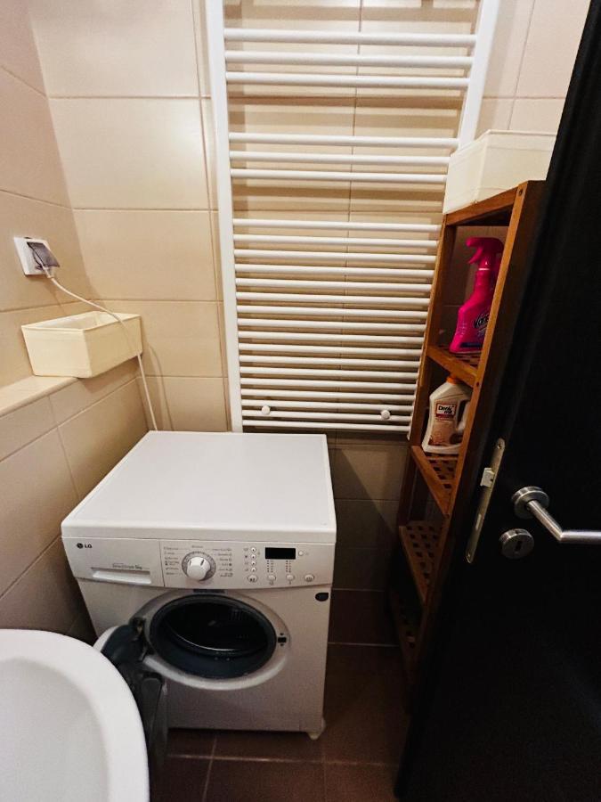 בודפשט Corvin Boutique Apartment Parking In The Plaza מראה חיצוני תמונה