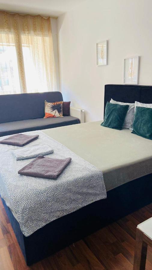 בודפשט Corvin Boutique Apartment Parking In The Plaza מראה חיצוני תמונה